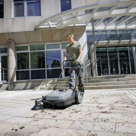 KM_70_20_C_hospitality_entrance_area_app_01