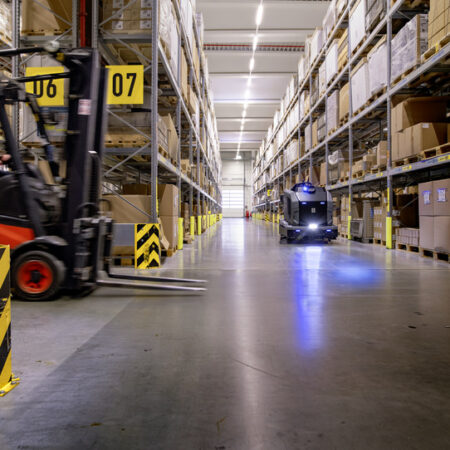 Kira_B_200_logistics_app_01