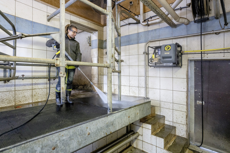HD_M_ST_Classic_agriculture_milking_parlor_app_03 HD_M_ST_Classic_agriculture_milking_parlor_app_03